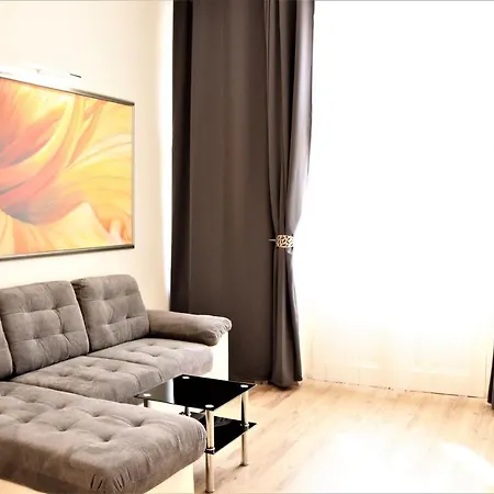 Flowers Aparthotel Prague