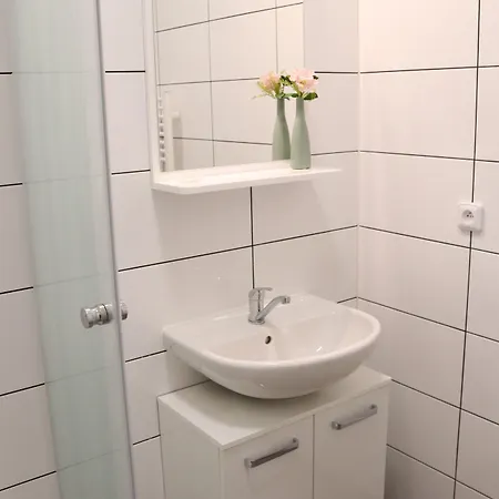 Flowers פראג