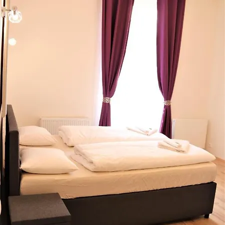 Appart hôtel Flowers 2*