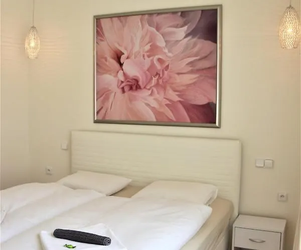 Flowers 4*